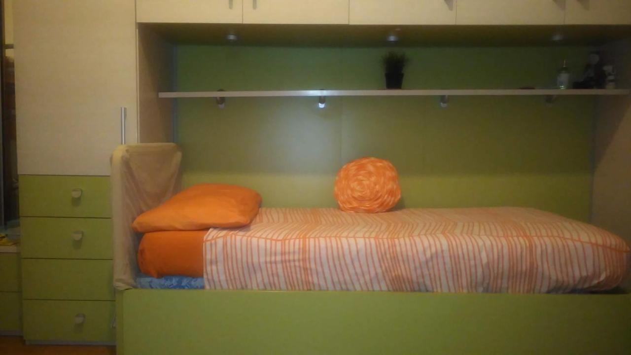 Casa Revello Hotel Милано Екстериор снимка